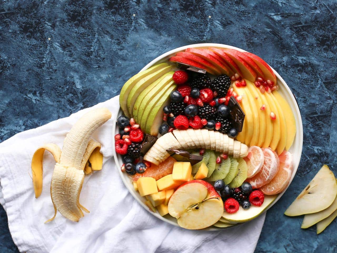 Cenar fruta, aunque sean las más calóricas, apenas afecta a la ingesta total de calorías
