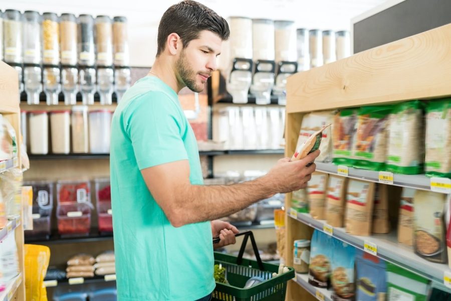 Guía para leer las etiquetas de los alimentos y evitar los alérgenos
