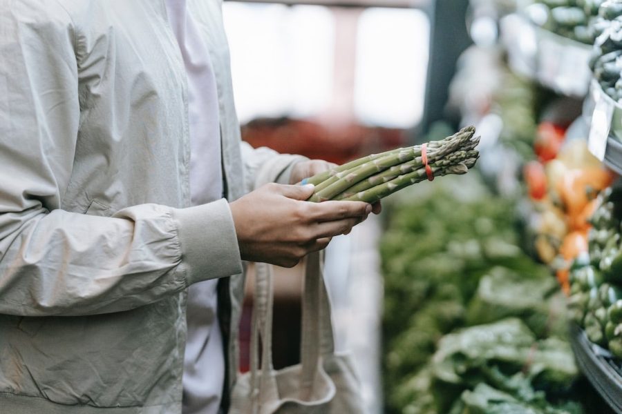 12 trucos para ahorrar en la compra y comer saludable
