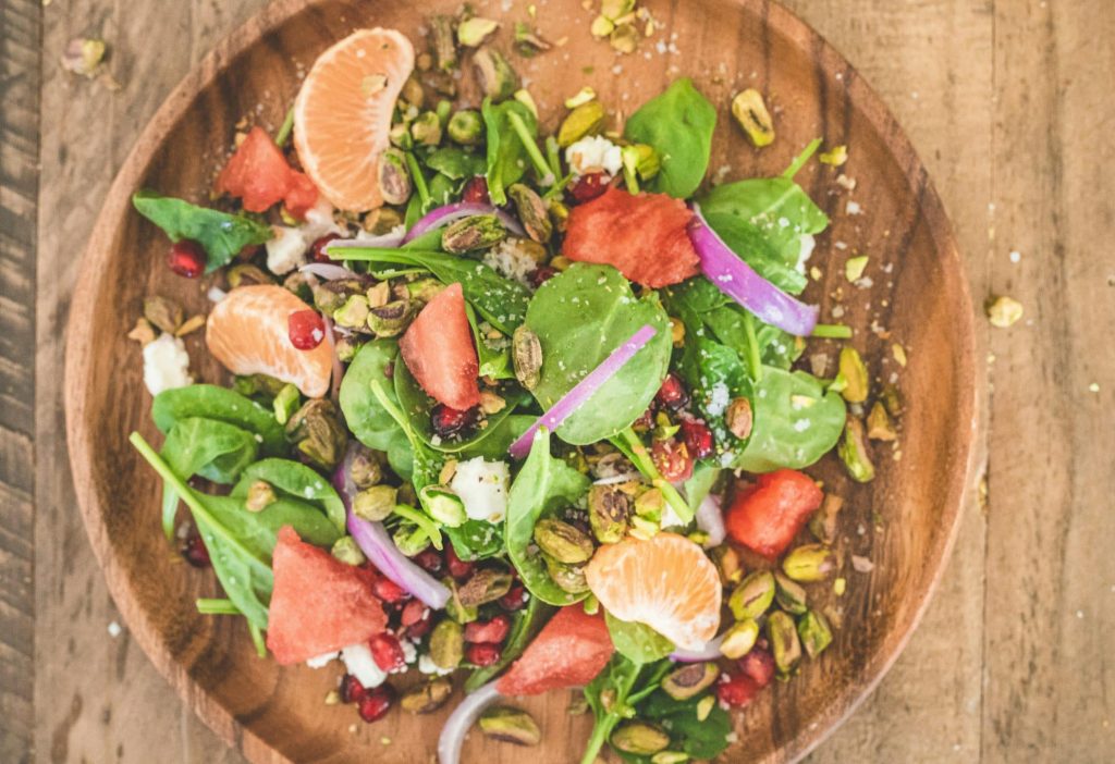 Beneficios del pistacho en la mujer y ensalada saludable